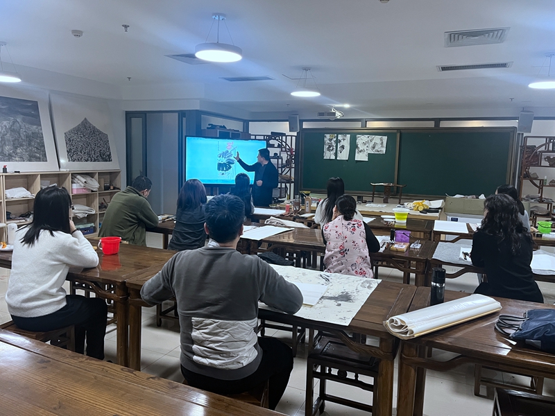 宝鸡市“青年之家•青年夜校”项目正式揭牌开课